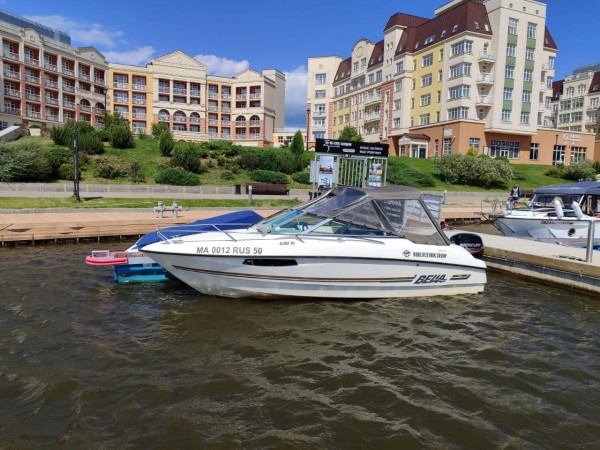Романтическая экскурсия по воде