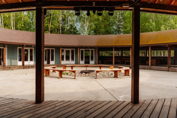 Площадка для барбекю гостиничного комплекса «Ямская слобода»